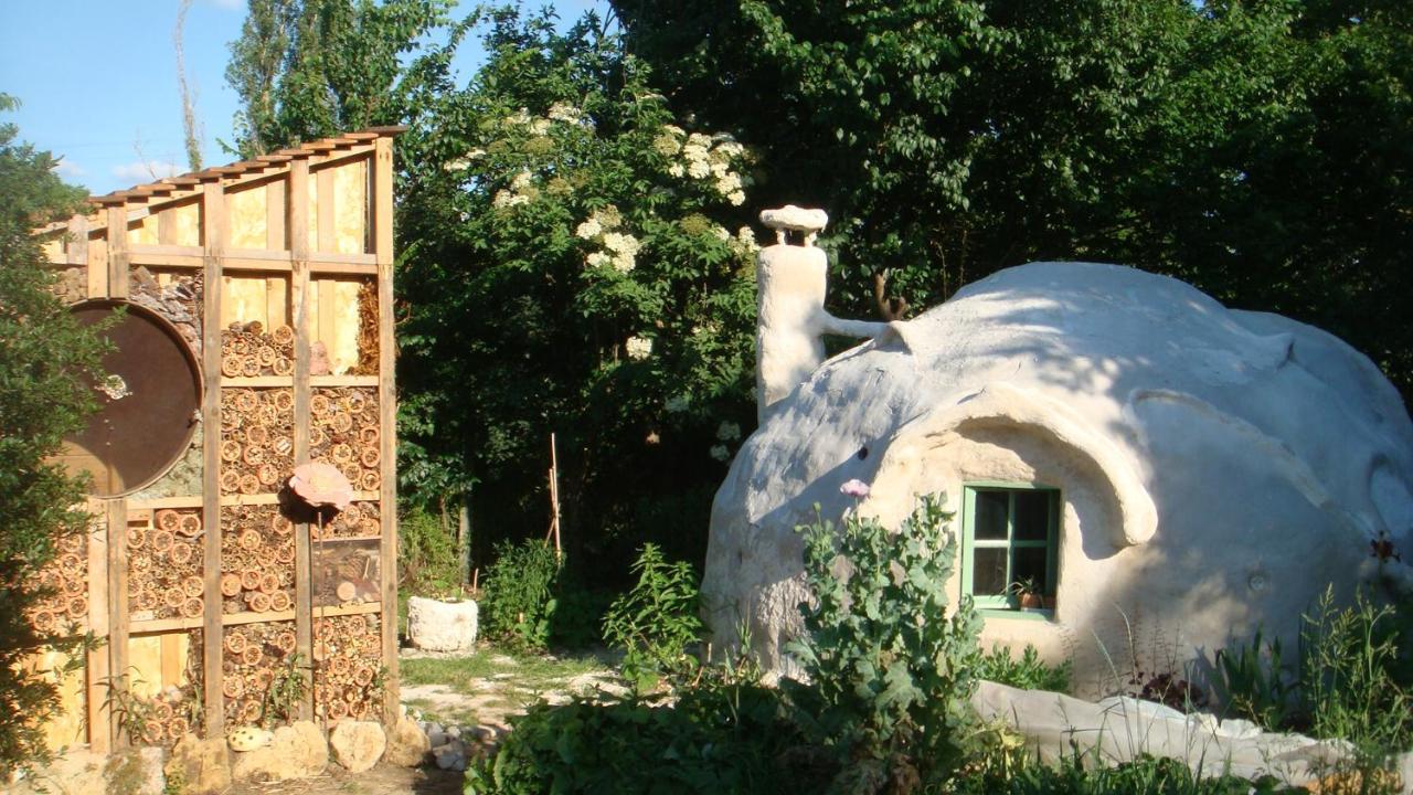 Kerterre Des Gallerands Bessais-le-Fromental Екстериор снимка
