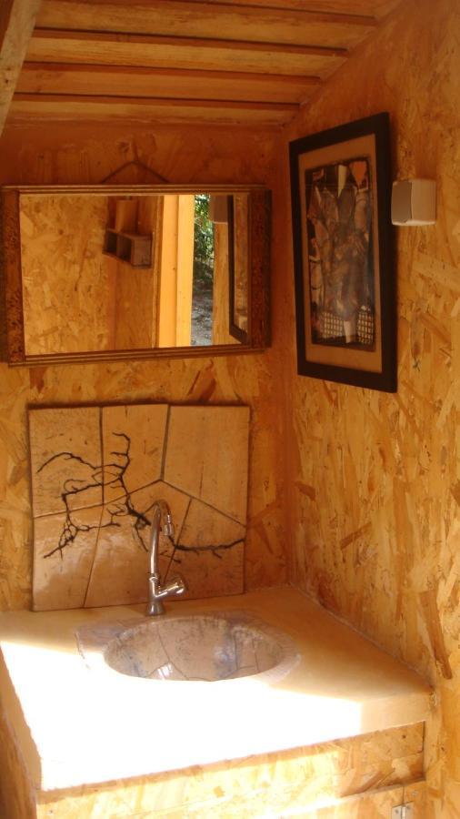 Kerterre Des Gallerands Bessais-le-Fromental Екстериор снимка